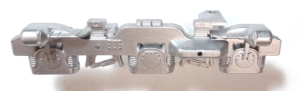 SIDE FRAME / 3-AXLE / LR & RF / SILVER / TOP MOUNT / PREMIER DASH-9