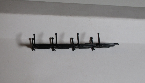 BRAKE SHOES / PLASTIC / FRONT ENGINE / ALL 4 DRIVERS / HO SCALE CAB FORWARD 4-8-8-2