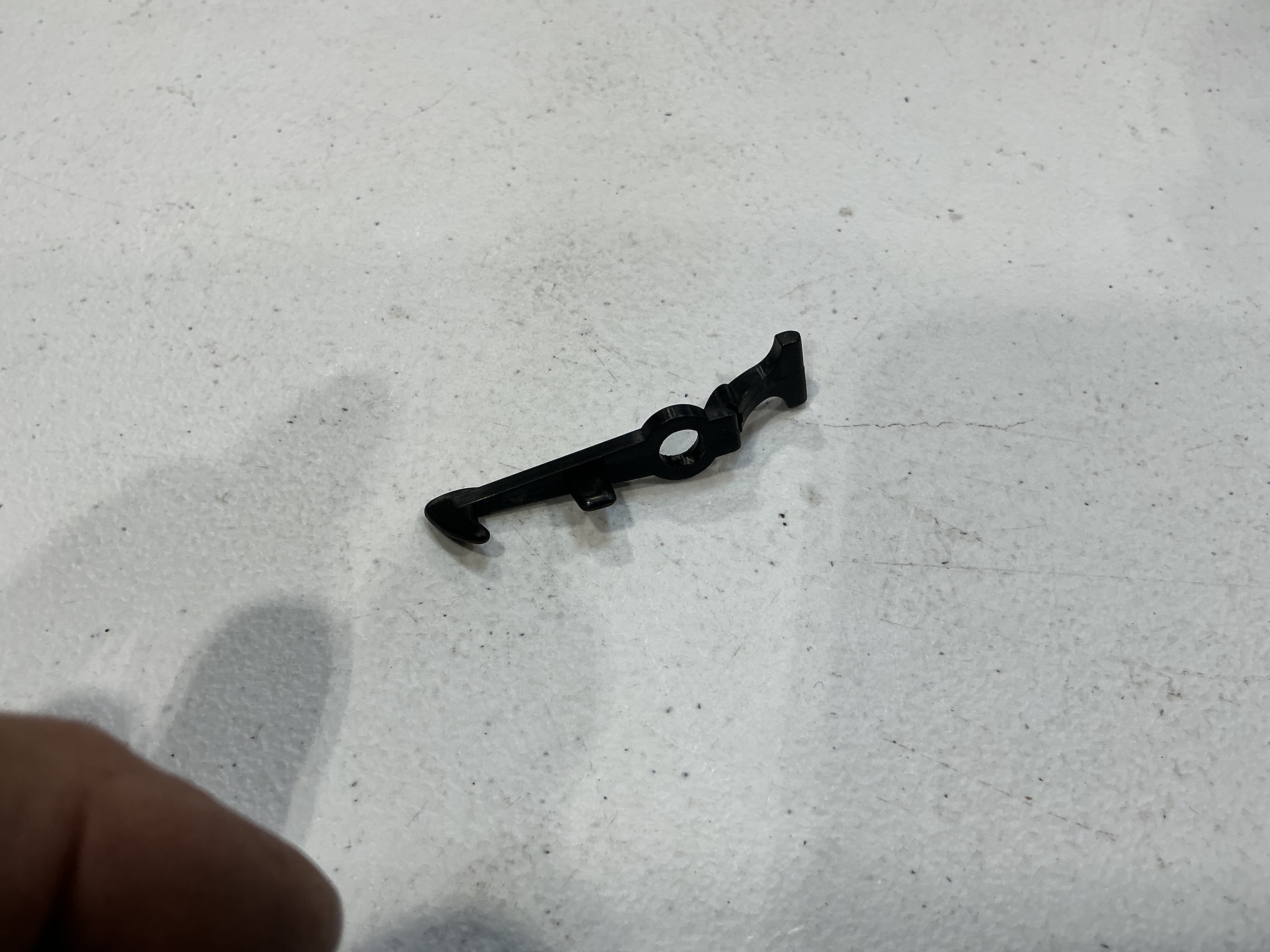 COUPLER / HOOK & LOOP / HOOK ONLY / RAILKING ONE GAUGE