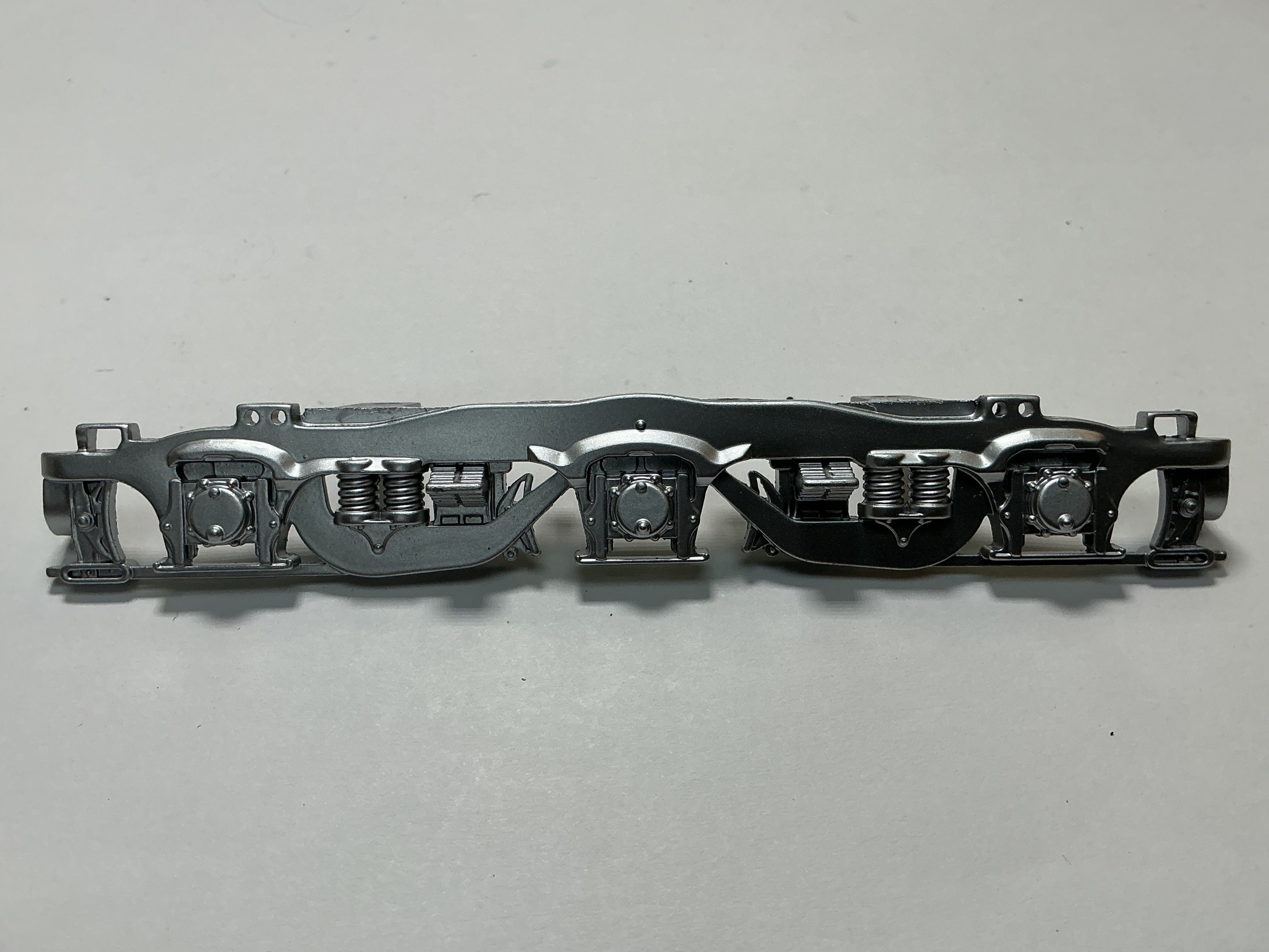 SIDE FRAME / 3-AXLE / RH / SILVER / PREMIER ALCO PA-1 