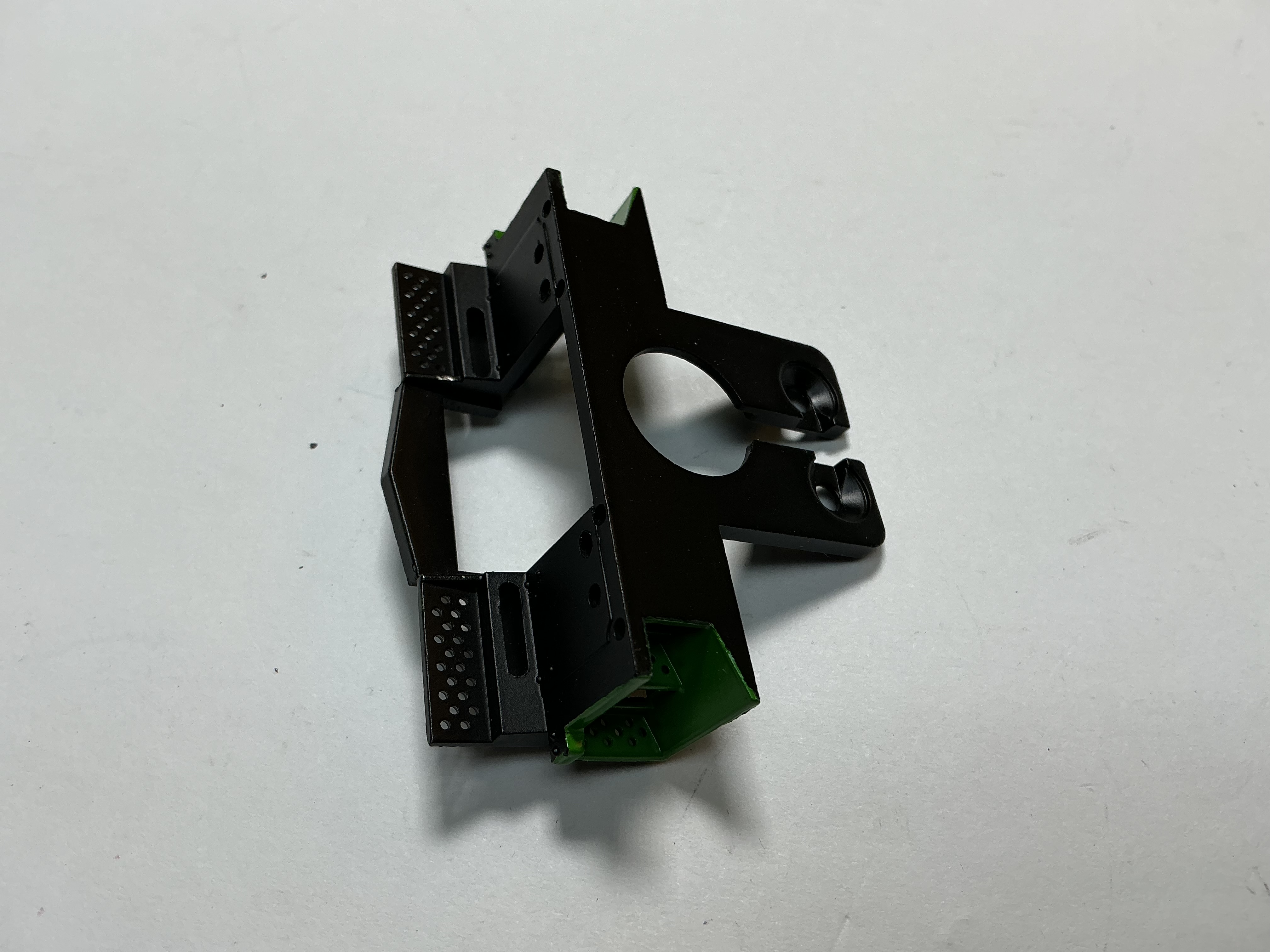 PILOT / 2 HOLE / BLACK W/GREEN STEPS / NO CUT LEVER OR BRAKE HOSES / PREMIER SD24