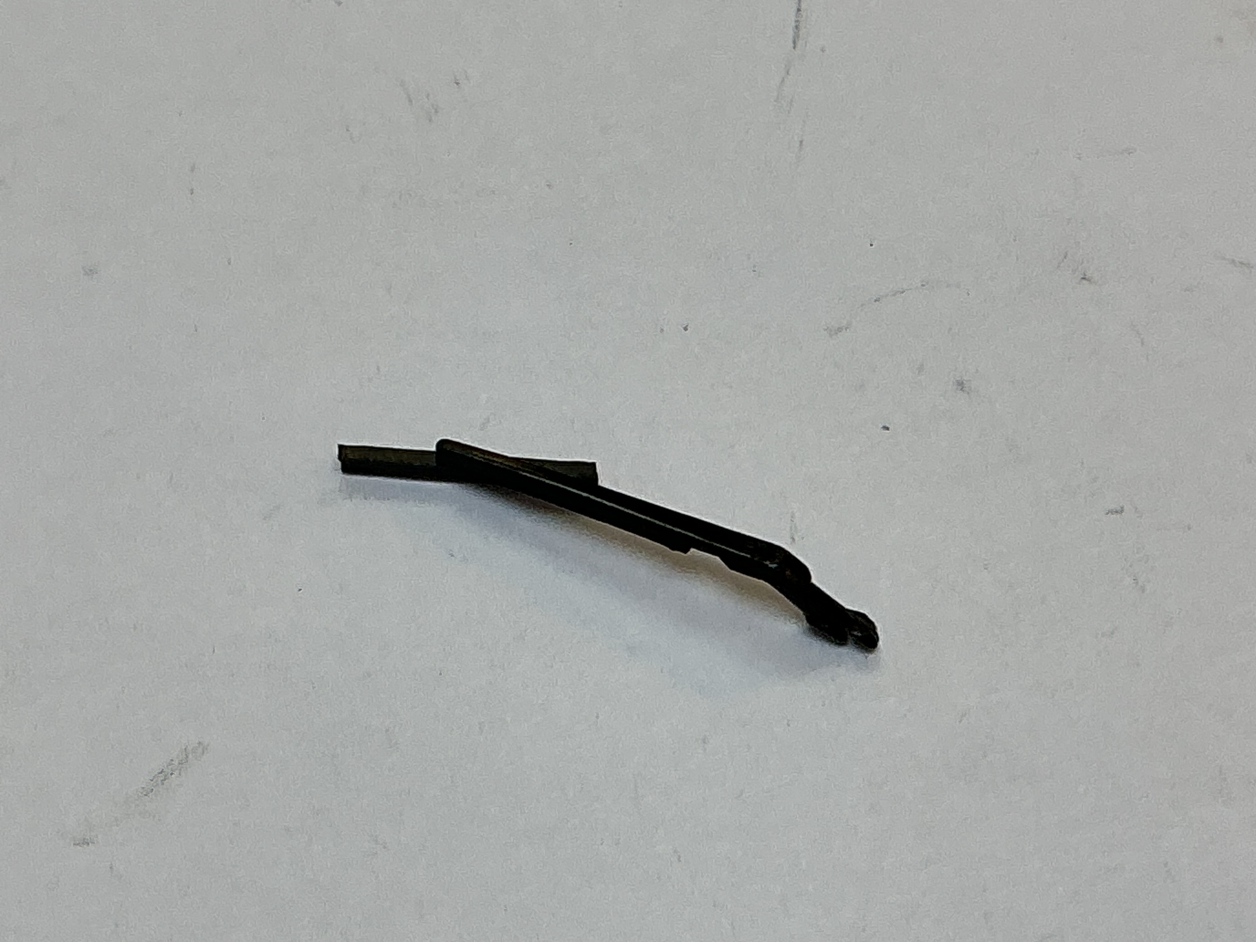 WINDSHIELD WIPER / BLACK / CENTER WINDOW / PREMIER F59PH