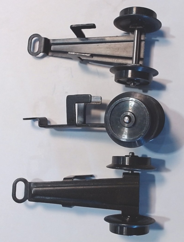 PILOT TRUCK / BLACK FRAME / TINPLATE O GAUGE 263