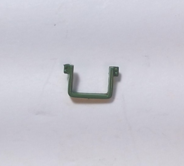 STIRRUP STEP / GREEN / LOCATED ON CORNERS / PREMIER 60' FLAT CAR / 20-92037