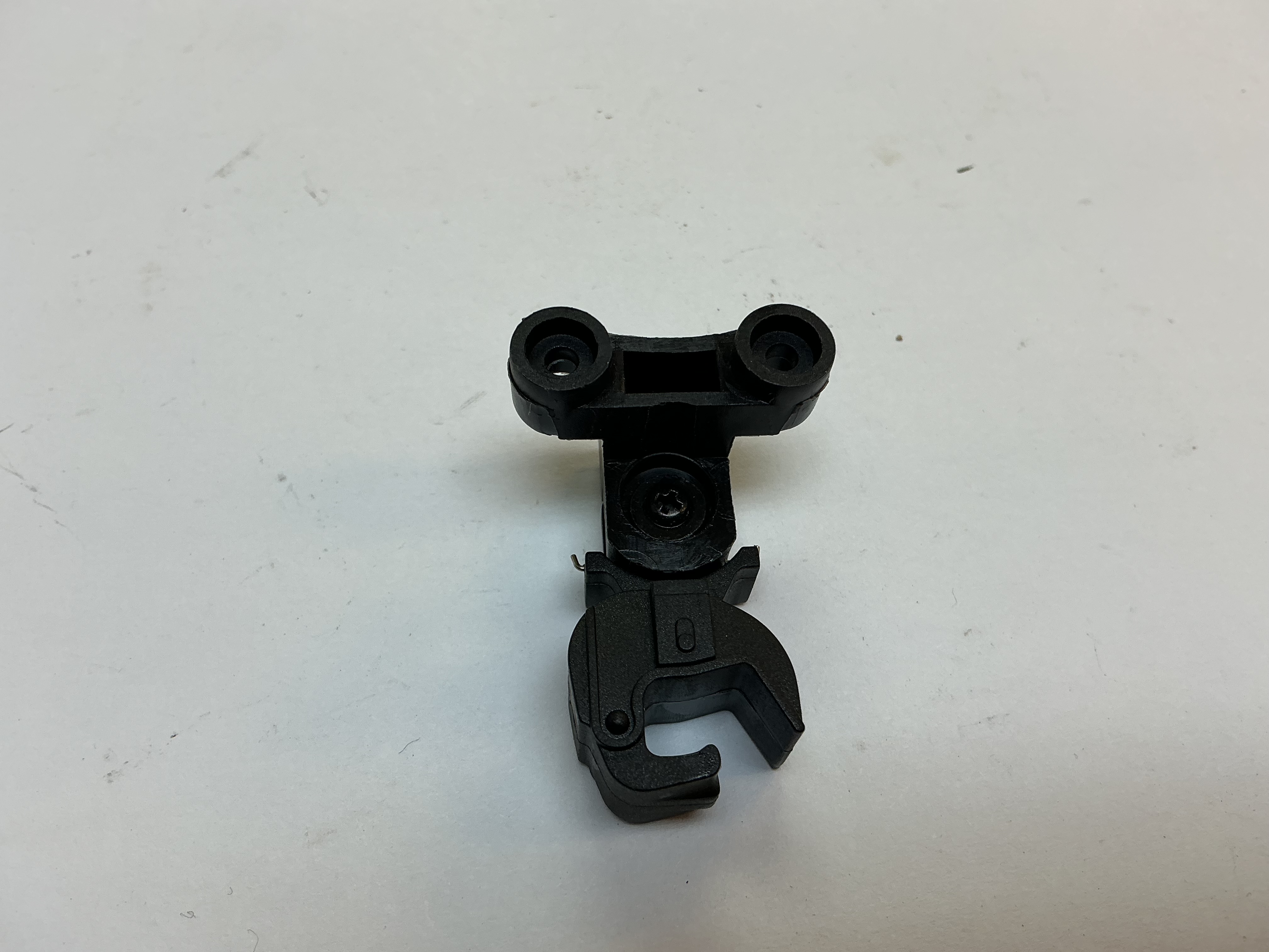 COUPLER / FIXED / FRONT / W/MOUNTING BRACKET / RAILKING ONE GAUGE F-3 & F-7