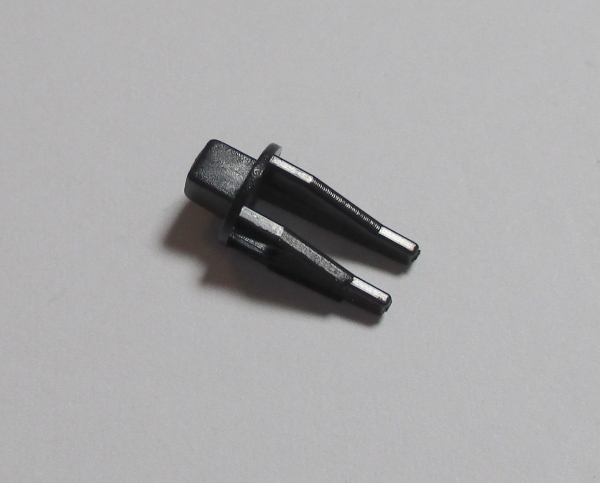 VALVE GUIDE / RH SIDE ONLY / BLACK / HO SCALE N&W J CLASS 4-8-4