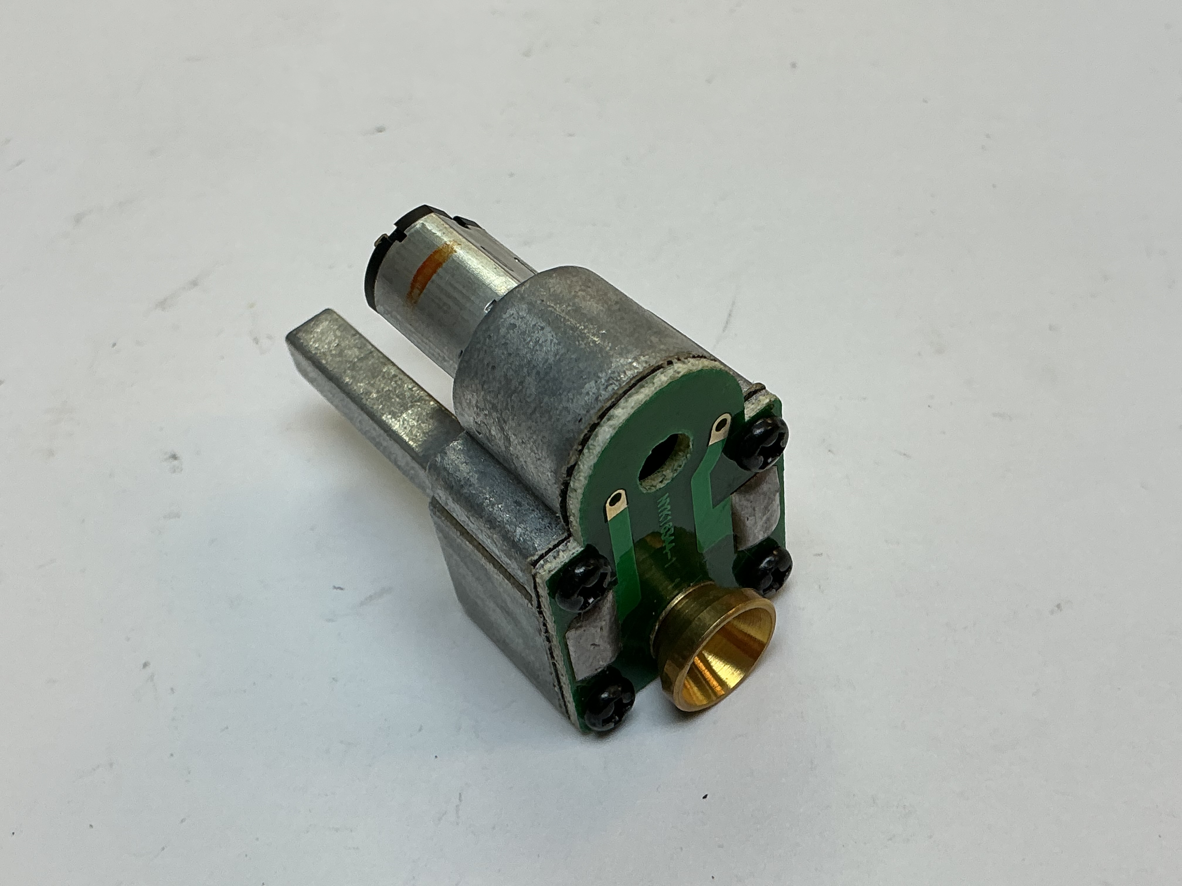 SMOKE UNIT / PS 2 & 3 / 26.1mm POST HEIGHT / 25mm W x 36mm L / BRASS CUP 5.33mm H / PREMIER F59PH