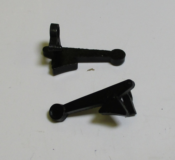 BRAKE SHOE / BLACK / DIE-CAST / RH / REAR DRIVERS / PREMIER T-1 4-4-4-4 