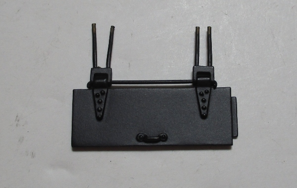 WATER HATCH / CENTER ONLY / TENDER DECK / W/HINGES / BLACK / PREMIER GREENBRIER 4-8-4