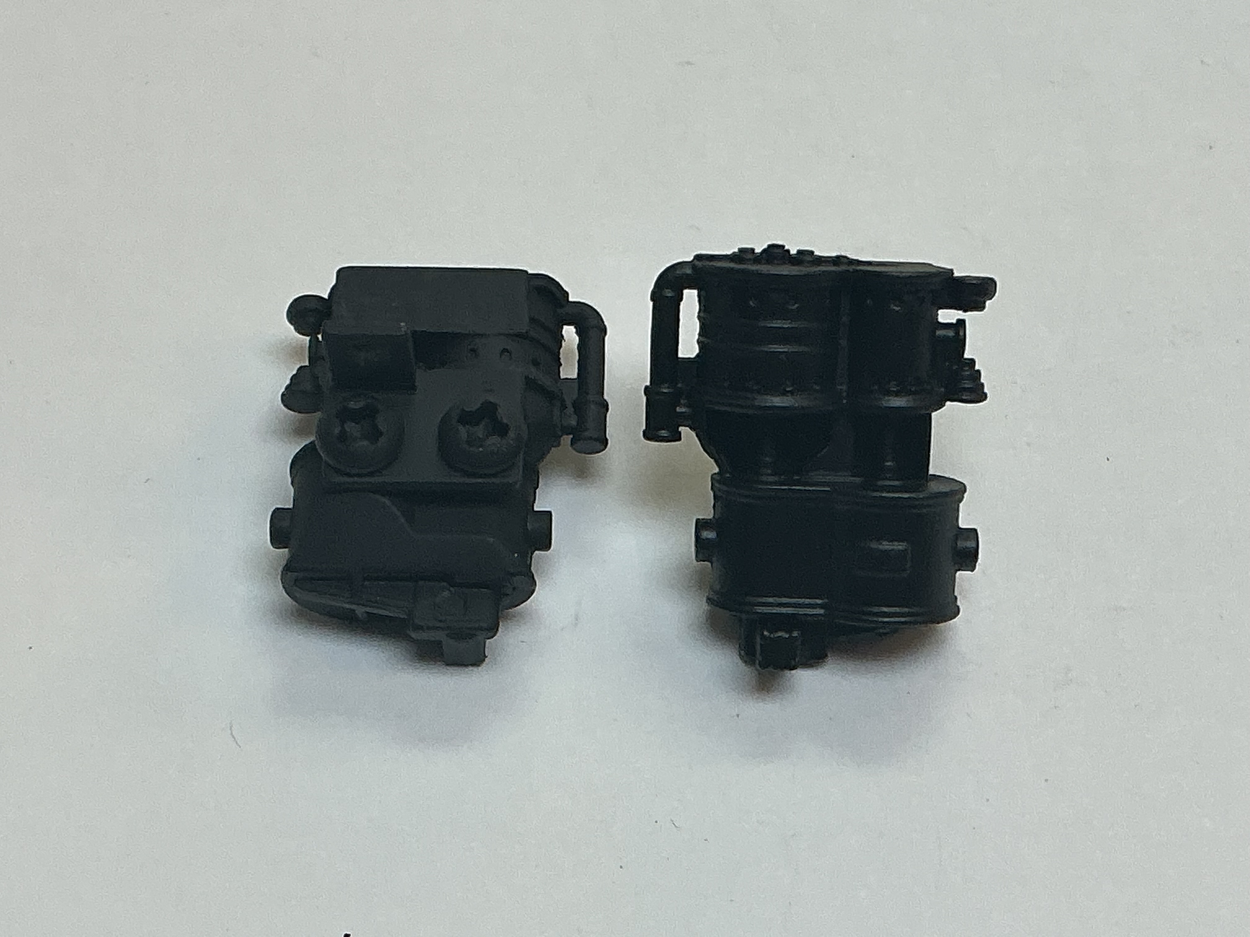 AIR PUMP / W/MOUNTING BRACKET / BLACK / W/1 MOUNTING HOLE / WESTINGHOUSE CROSS COMPOUND TYPE /  PREMIER LIGHT MIKADO 2-8-2