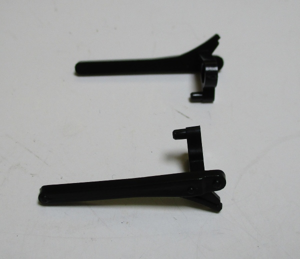 BRAKE SHOE / PLASTIC / LH / 3RD DRIVER / PREMIER N&W J 4-8-4