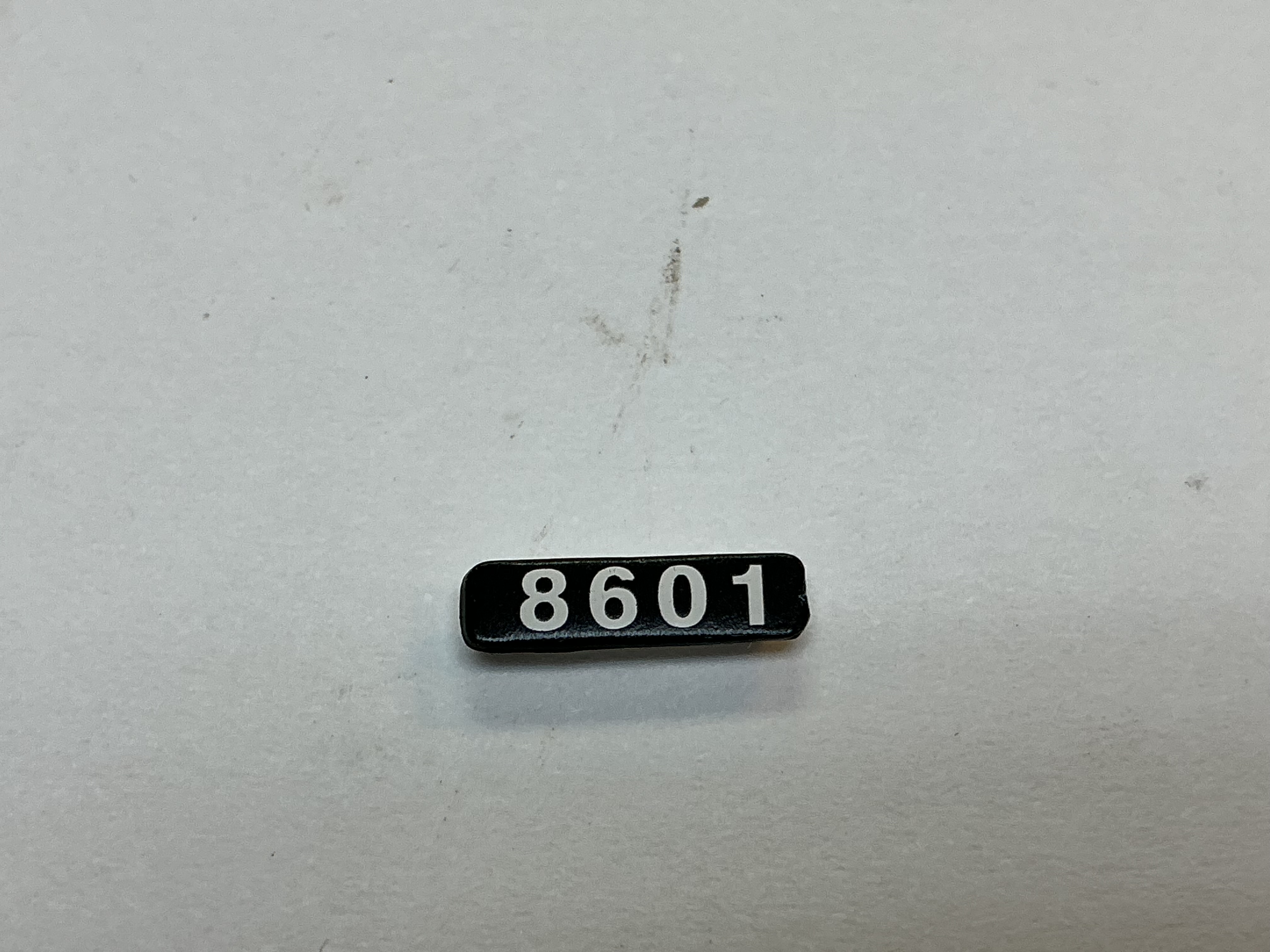 NUMBER BOARD / FRONT & REAR / LH OR RH / #8601 / PREMIER DASH-9