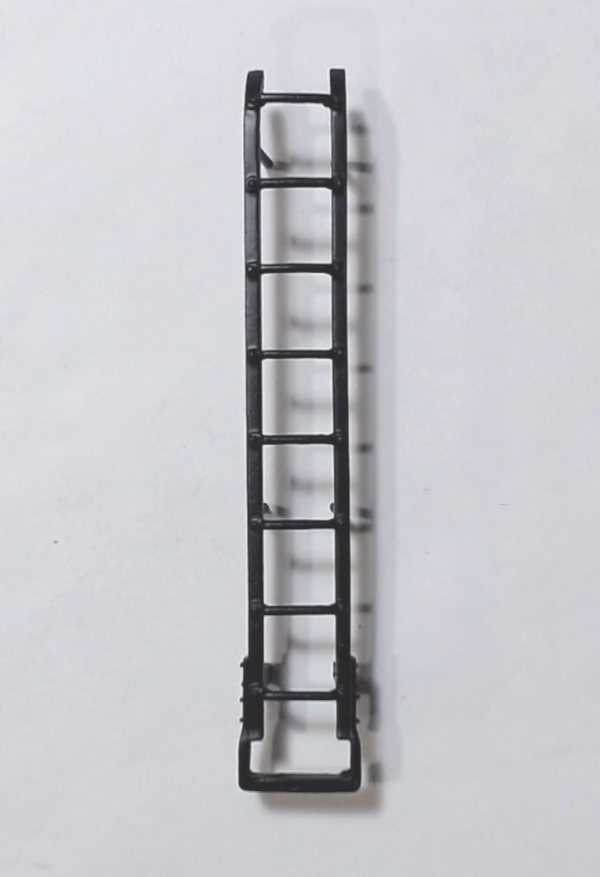 LADDER / BLACK / TENDER SIDES / PS 2 & 3 / LH or RH / RAILKING CHALLENGER 4-6-6-4 