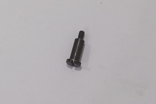 SHOULDER SCREW / 7.4mm L / PILOT TRUCK PIVOT / LOCOMOTIVE / HO SCALE UP VERANDA