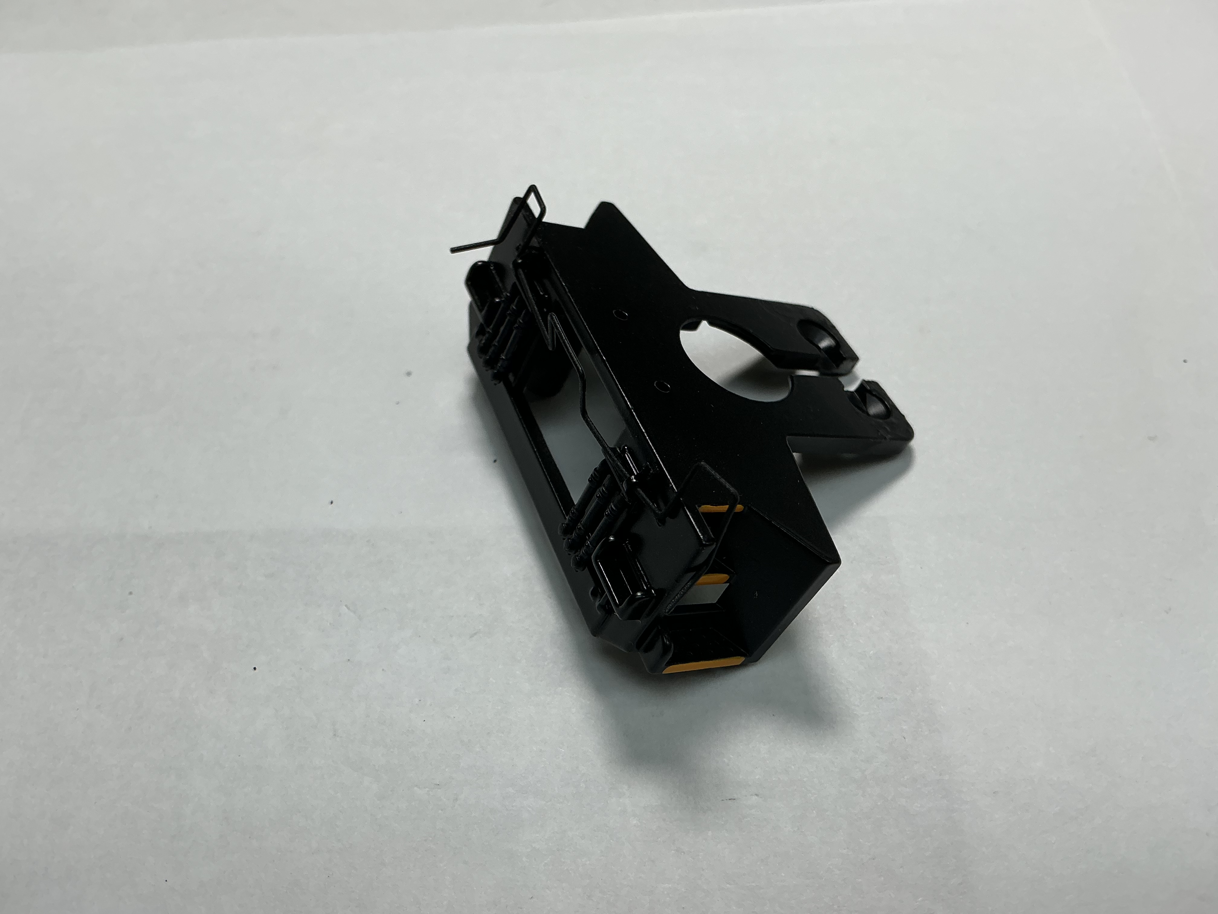 PILOT / 2 HOLE / BLACK W/YELLOW / PREMIER SD50 