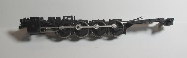 FRAME / LOCOMOTIVE / W/WHEELS / ALLIGATOR CROSSHEADS / HO SCALE N&W J CLASS 4-8-4