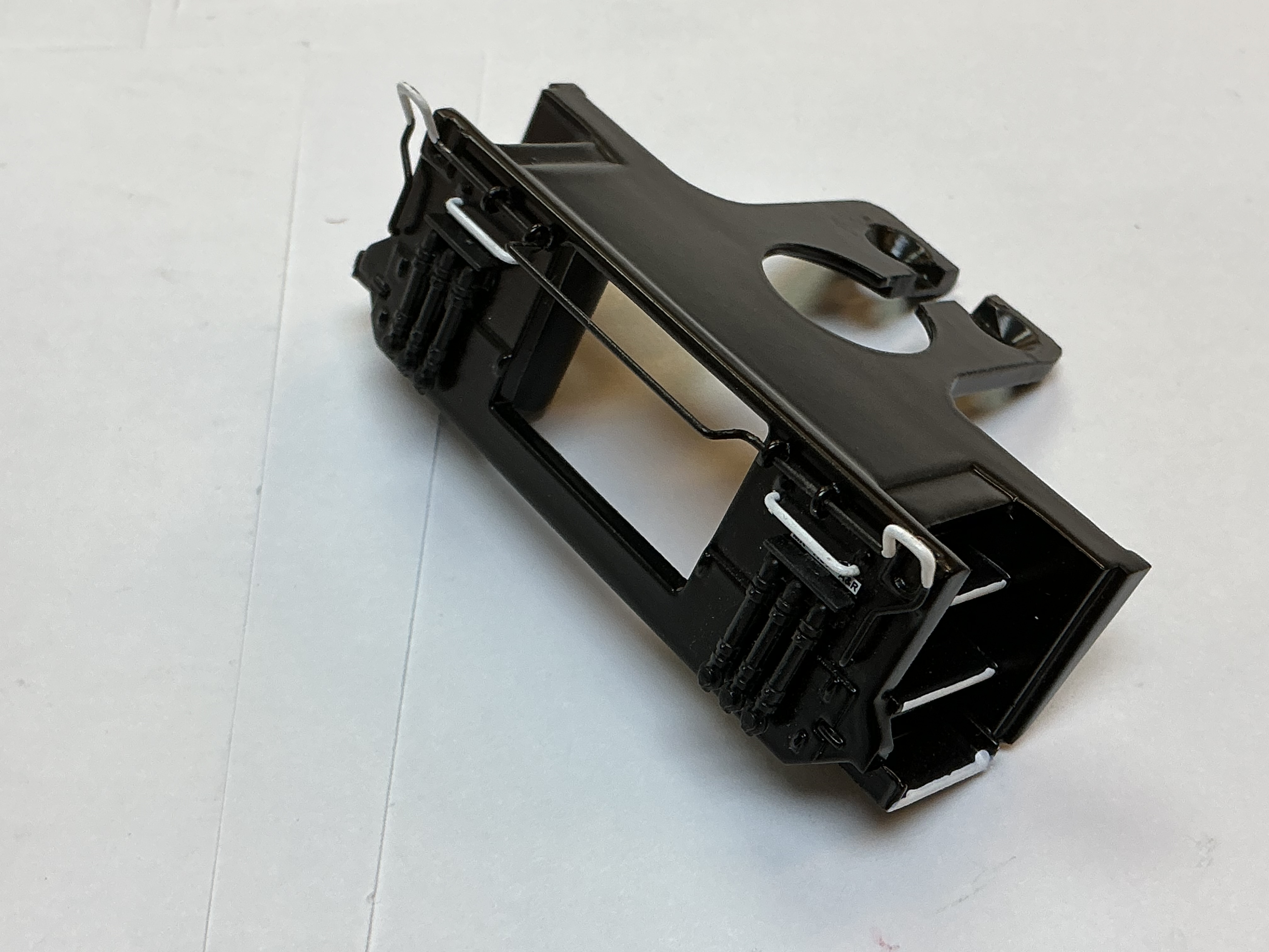 PILOT / 2 HOLE / BLACK W/WHITE / W/GLAD HANDS & COUPLER CUT LEVER / PREMIER E-33