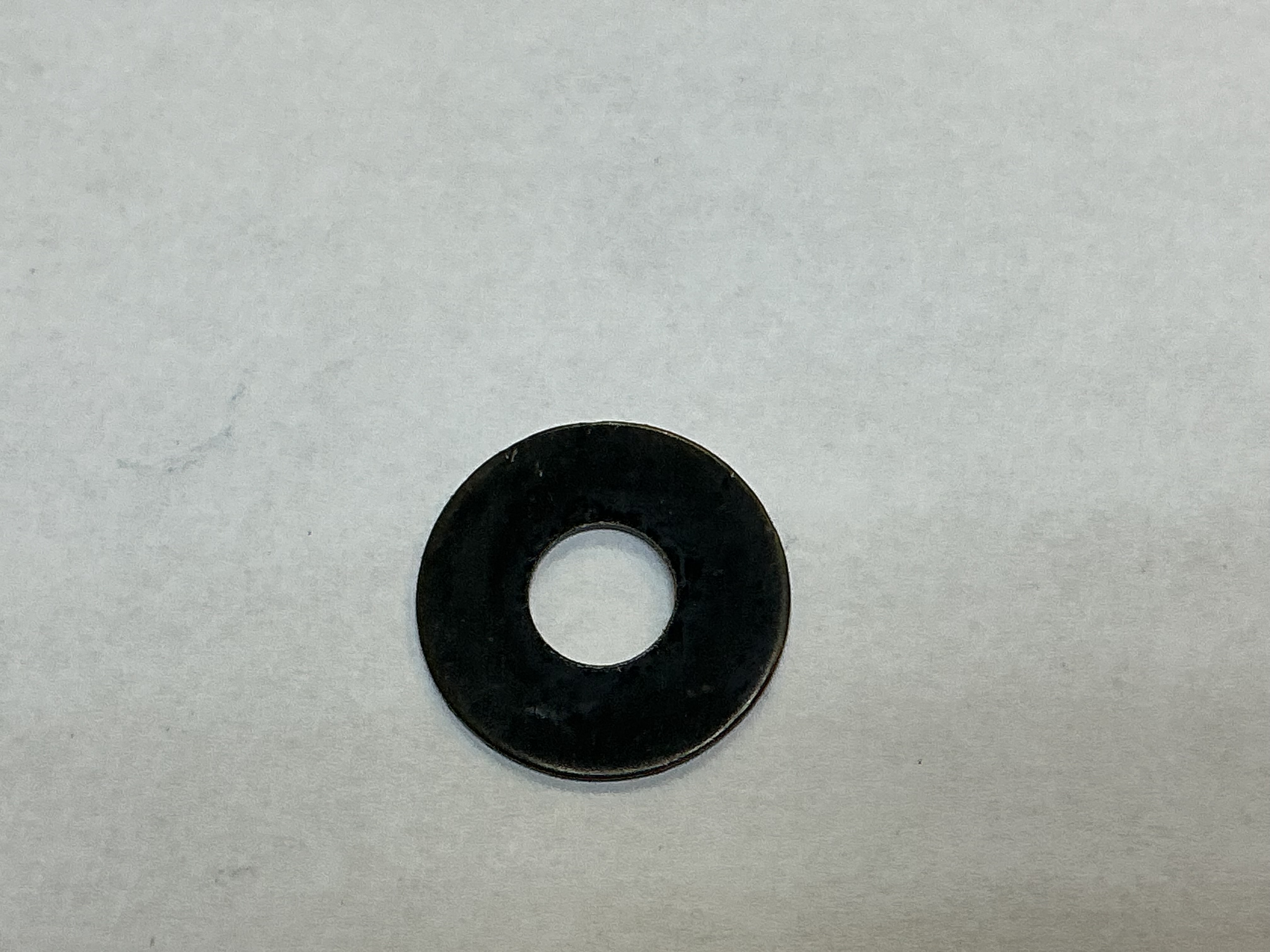 WASHER / METAL / 15mm O.D. x 5.85mm I.D. x 0.5mm THICK