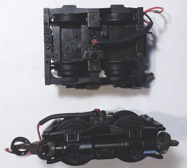 4-WHEEL TRUCK / LOCOMOTIVE REAR / BLACK / W/YOKE / W/PICK UP ROLLER / PREMIER 3-TRUCK & 4-TRUCK SHAY / PS2 / NOT 3-2 RAIL