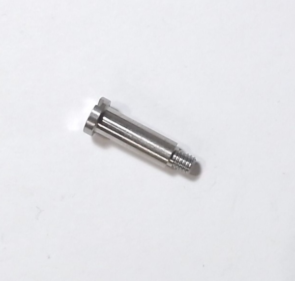 SHOULDER SCREW / (SHLDR LENGTH 0.38in) / 4-48 x 0.5in L x 0.13in D  / NICKEL / RAILKING ONE GAUGE SLIDE SHOE PICK UP / SAME AS IA0000378