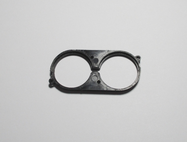 BRACKET / DUAL SPEAKER MOUNTING / BOTTOM / HO SCALE N&W J CLASS 4-8-4