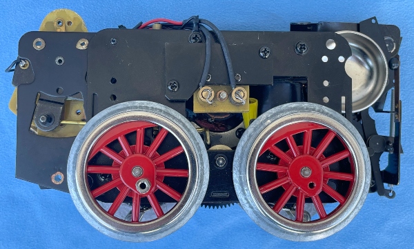 MOTOR BLOCK / RED SPOKED WHEELS / WITH REVERSE UNIT & BELL RINGER / TINPLATE STANDARD GAUGE 4696