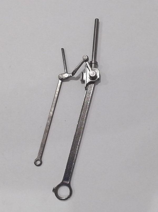 MAIN ROD & CROSSHEAD ASSEMBLY / RH / BLACKENED / PREMIER P-47 PACIFIC 4-6-2