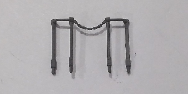 HANDRAIL / REAR / W/O DITCH LIGHT HOUSINGS / UP GRAY / HO SCALE SD70ACE