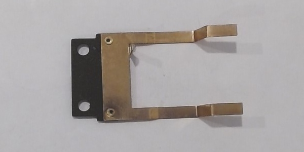 GROUND STRAP / W/INSULATOR / 2-WHEEL TRAILING TRUCK / PS 2 & 3 / PREMIER P-47 PACIFIC 4-6-2