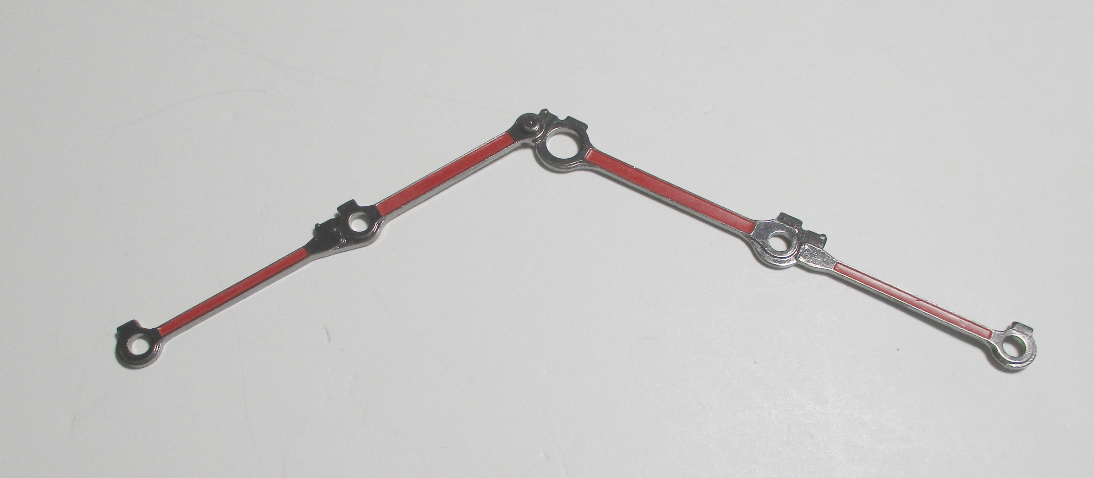 SIDE ROD / 5-AXLE / RH SIDE / BLACKENED W/RED ROD CENTERS / PREMIER BR44