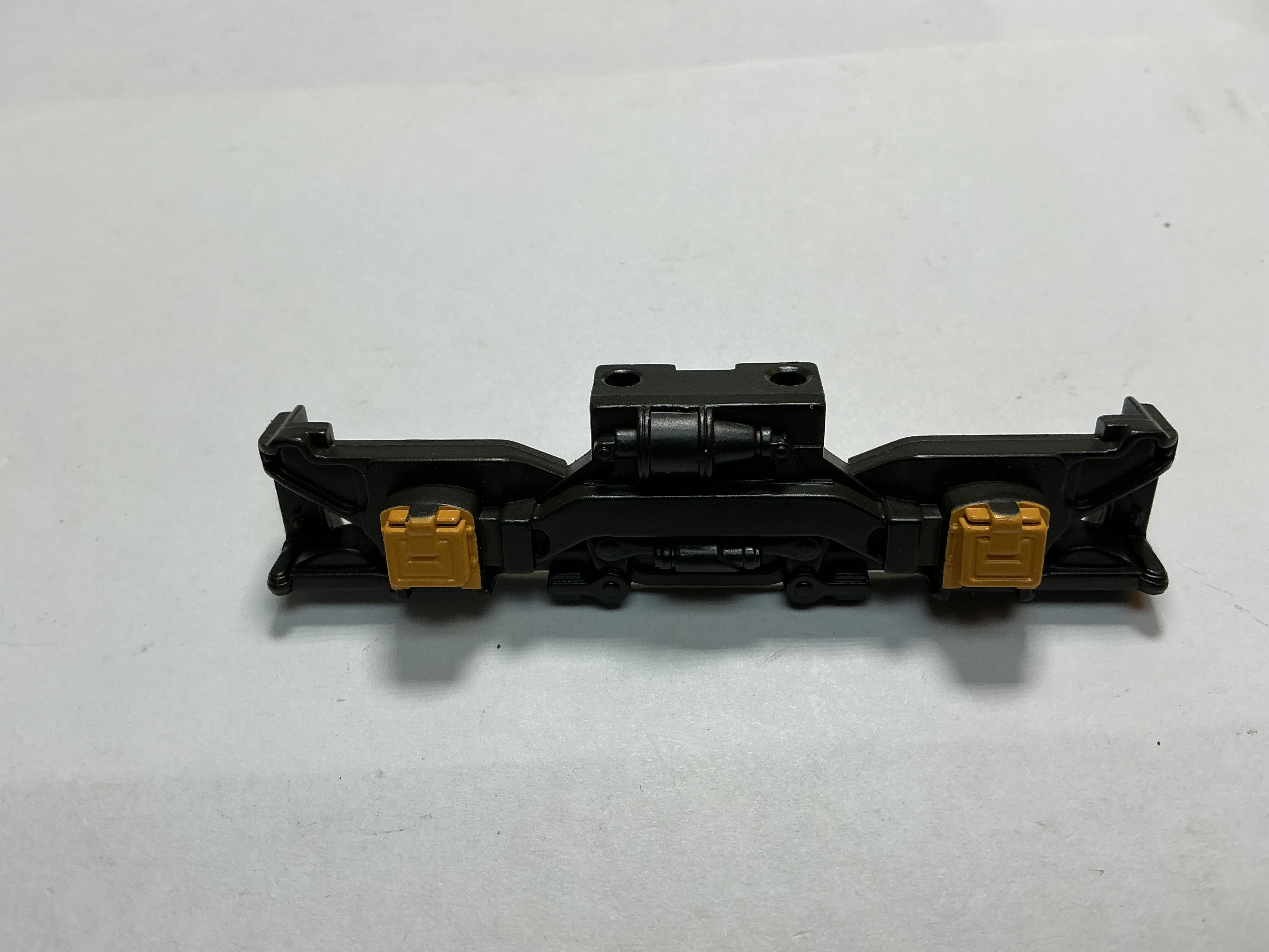 SIDE FRAME / 2-AXLE / BLACK W/YELLOW JOURNALS / LF & RR / W/MOLDED DETAILS / PREMIER ALCO S-2