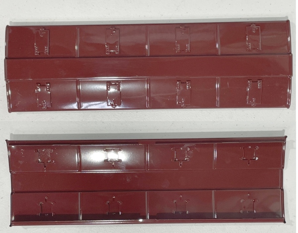 	 ROOF / BOXCAR RED / TINPLATE STANDARD GAUGE 216-1 COVERED HOPPER CAR / 11-30209