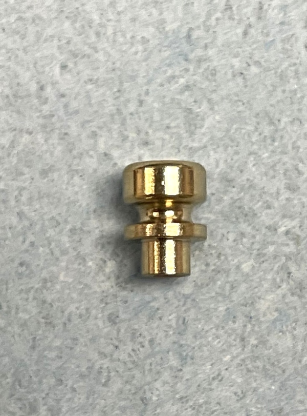 DOOR HANDLE / BAGGAGE CAR DOOR / BRASS / 0.18 DIA. x 0.25 LONG / TINPLATE STANDARD GAUGE A/F 4300 SERIES PASSENGER CAR