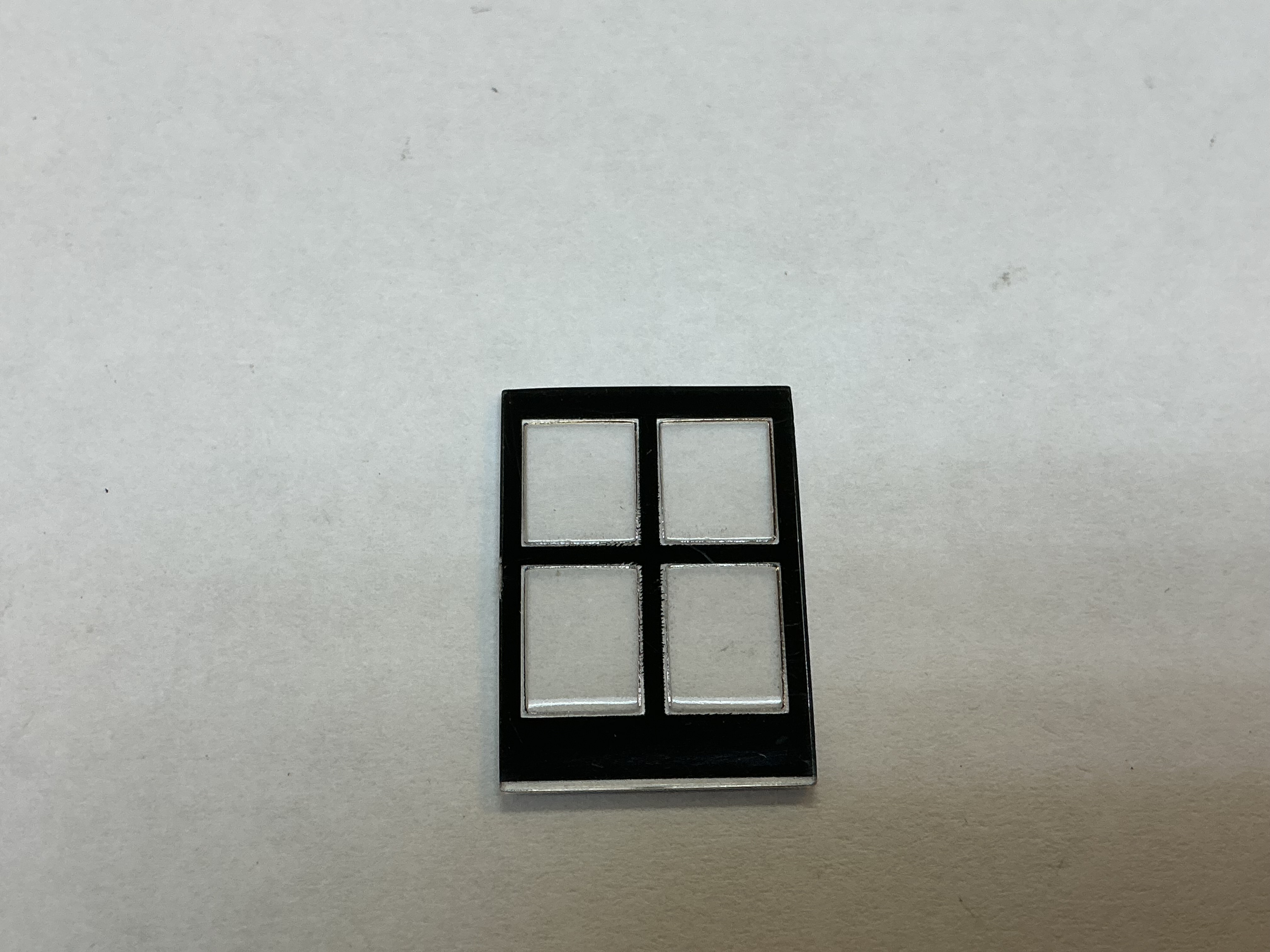 CAB WINDOW / 4-PANE / BLACK TRIM / LH OR RH / PREMIER CAMELBACK 4-6-0