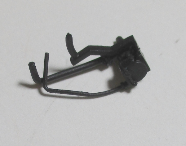 COLD WATER PUMP / BLACK / HO SCALE CAB FORWARD 4-8-8-2