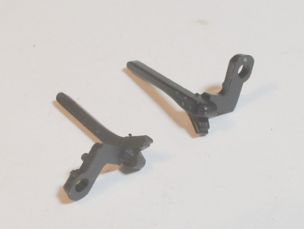 BRAKE SHOE / LH / FRONT 3 DRIVERS / DIE-CAST / BLACK / PREMIER GREENBRIER 4-8-4