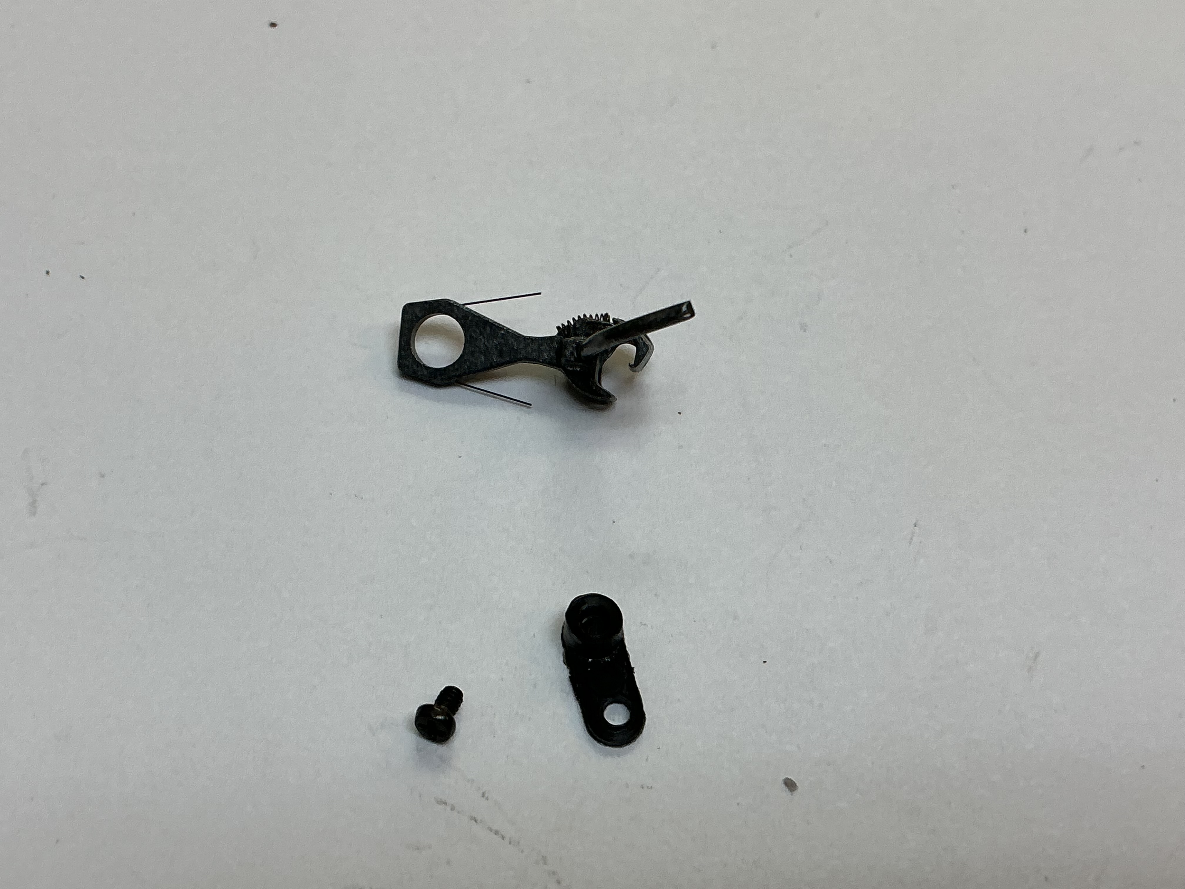 MCHENRY COUPLER / W/BRACKET / PILOT MOUNT / HO SCALE TRIPLEX 2-8-8-8-2