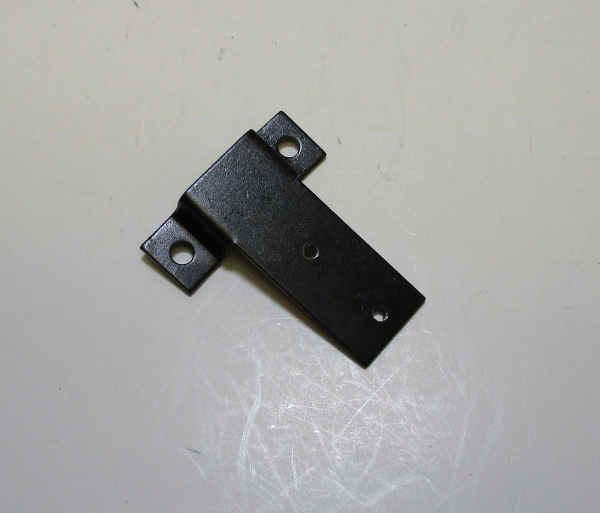 BRACKET / KADEE MOUNTING / STAMPED METAL / PS 2 & 3 / PREMIER T-1 4-4-4-4