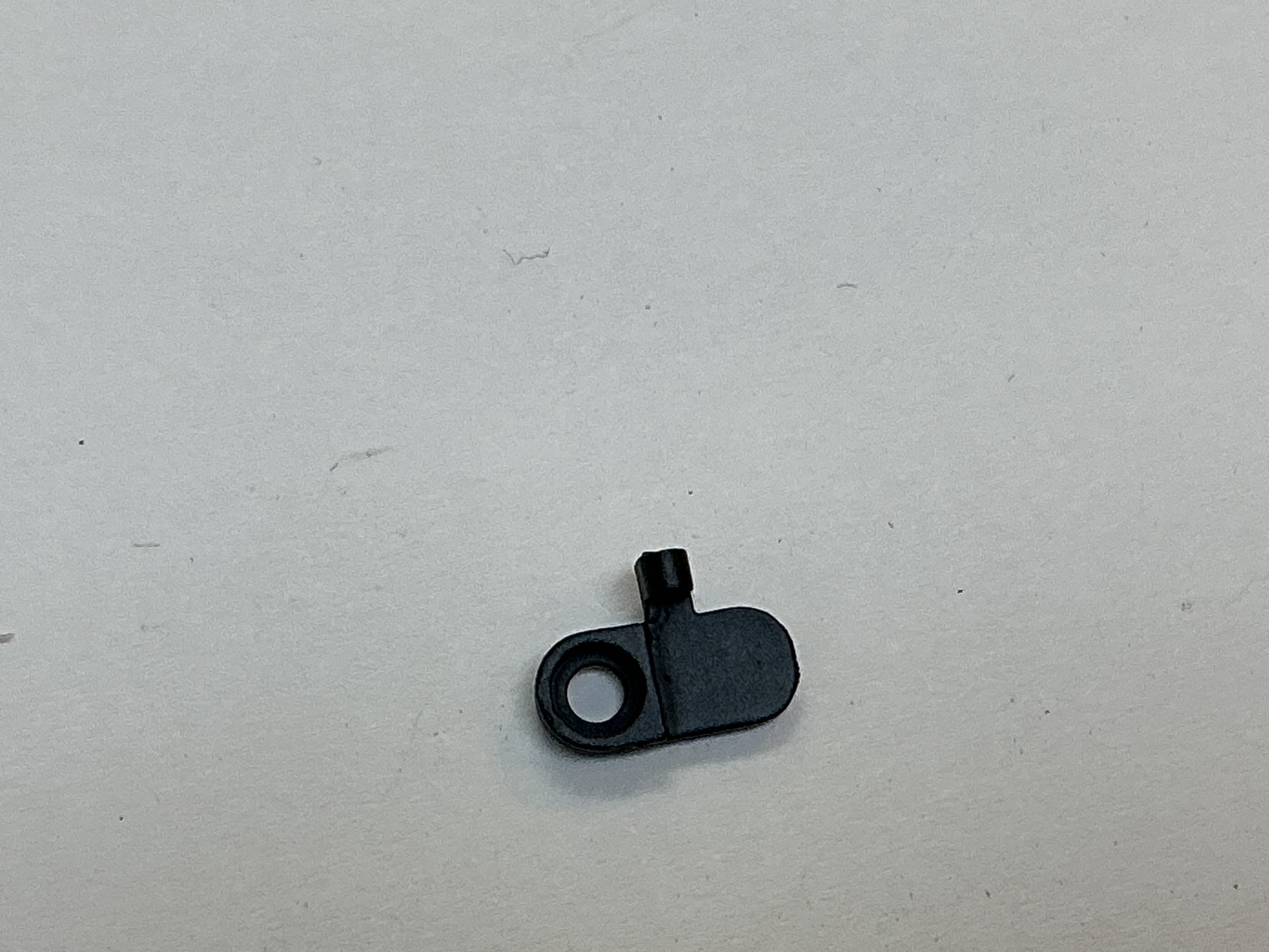 CAB APRON HINGE / MIDDLE PIVOT / LH / BLACK / PREMIER ATSF NORTHERN 4-8-4