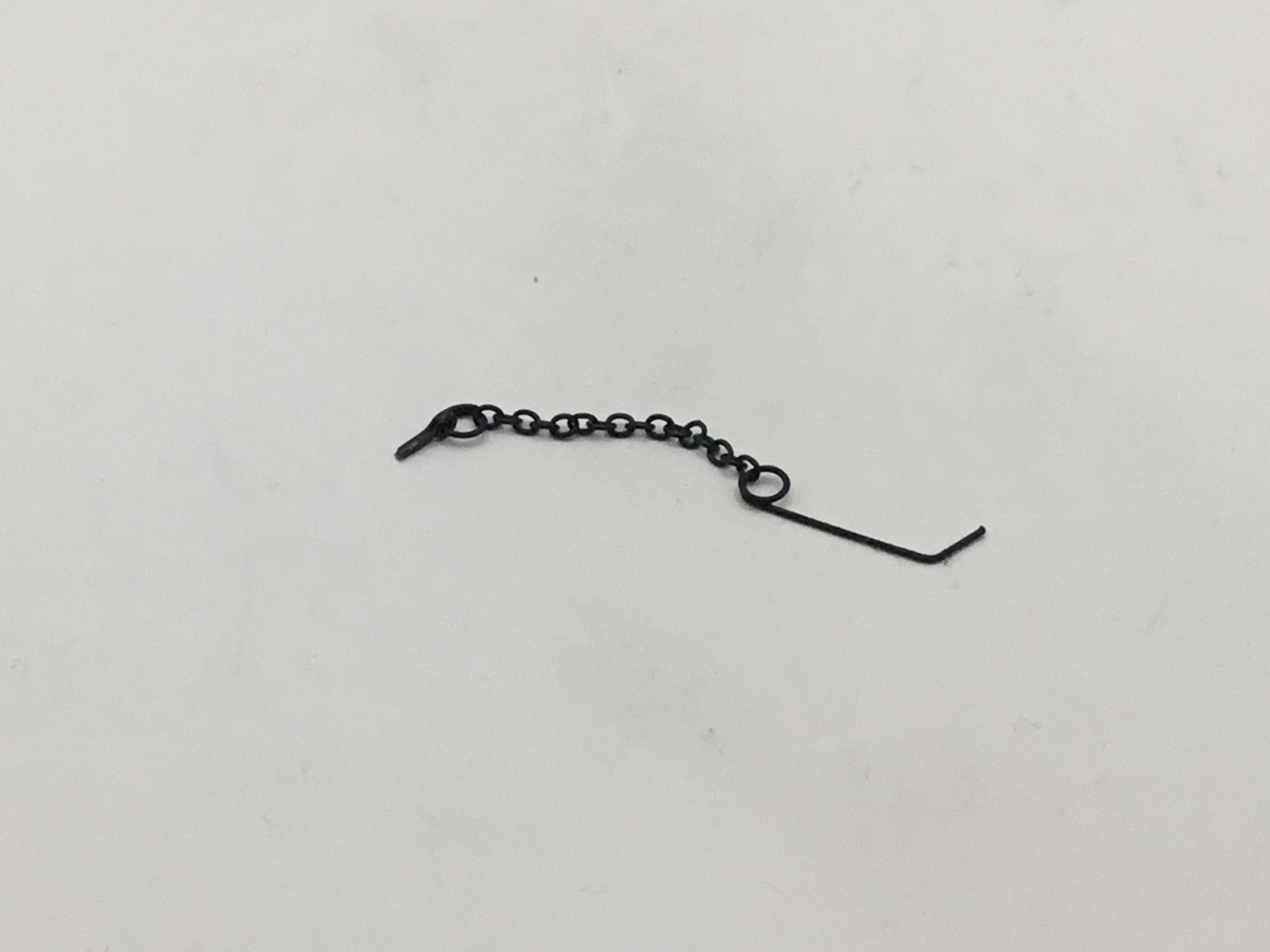 CHAIN / TENDER TRUCK TO FRAME / BLACK / W/2 RETAINERS / 23.5mm L / PREMIER A-5 SWITCHER 0-4-0