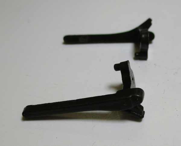 BRAKE SHOE / DIE-CAST / LH / 3RD DRIVER / PREMIER N&W J 4-8-4