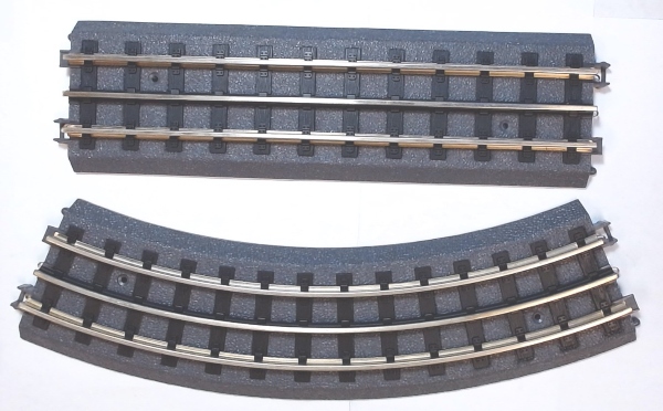 REALTRAX / 8) O-31 CURVES & 4) 10" STRAIGHTS / NEW OLD STOCK