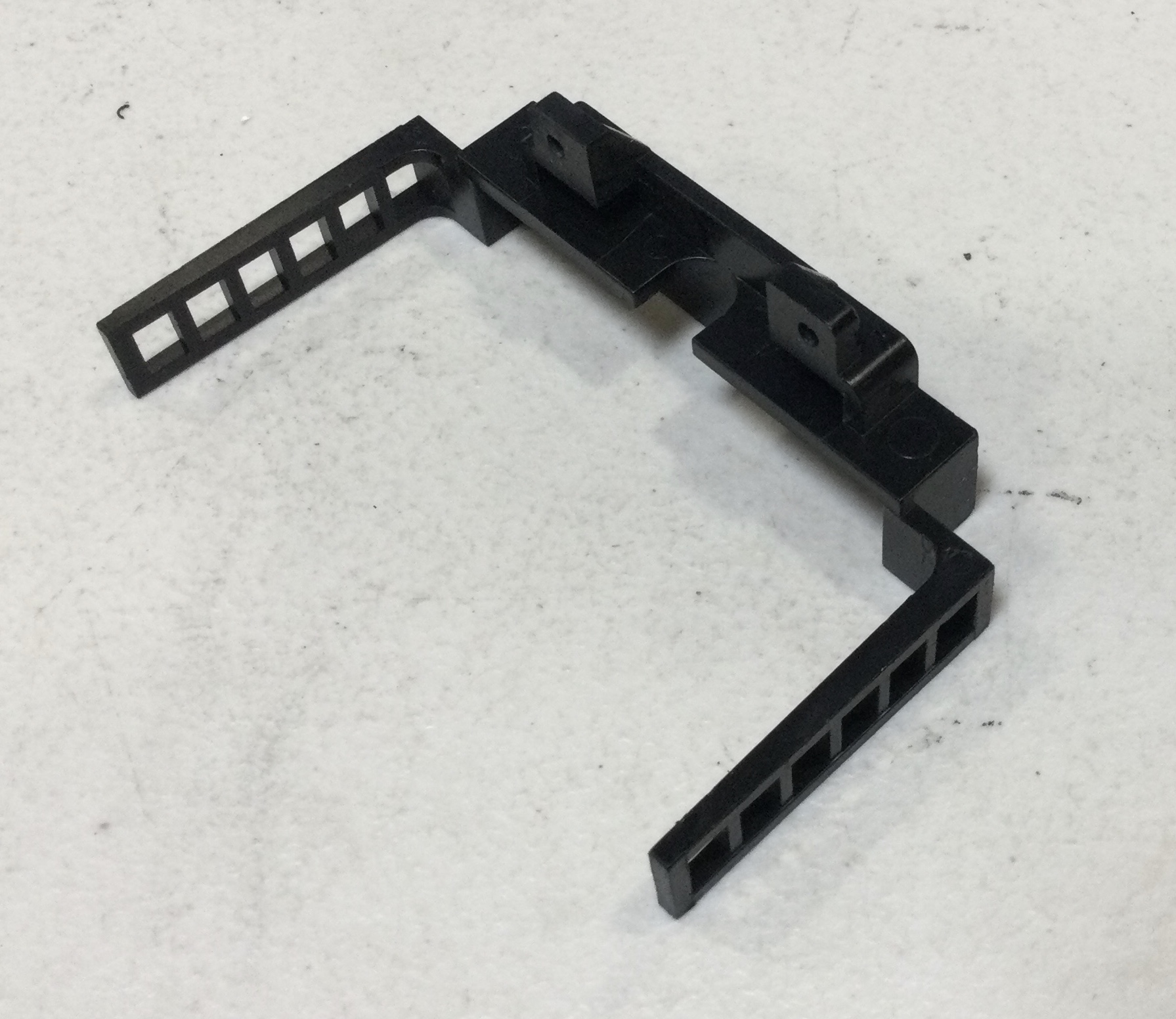 LADDER / TENDER FRONT / 7-RUNG / BLACK / RAILKING ONE GAUGE TRIPLEX