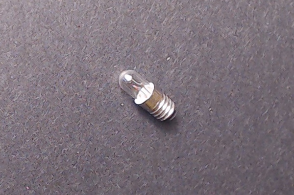 LAMP / 18V / 200mA / SMALL GLOBE / MINIATURE SCREW BASE / ALT# CA-0000051