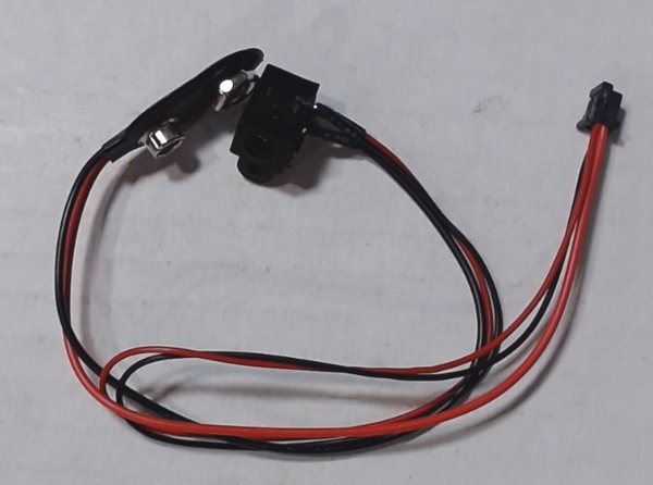 BATTERY LEAD / W/CHARGING PORT / 195mm LONG / PS2 5V