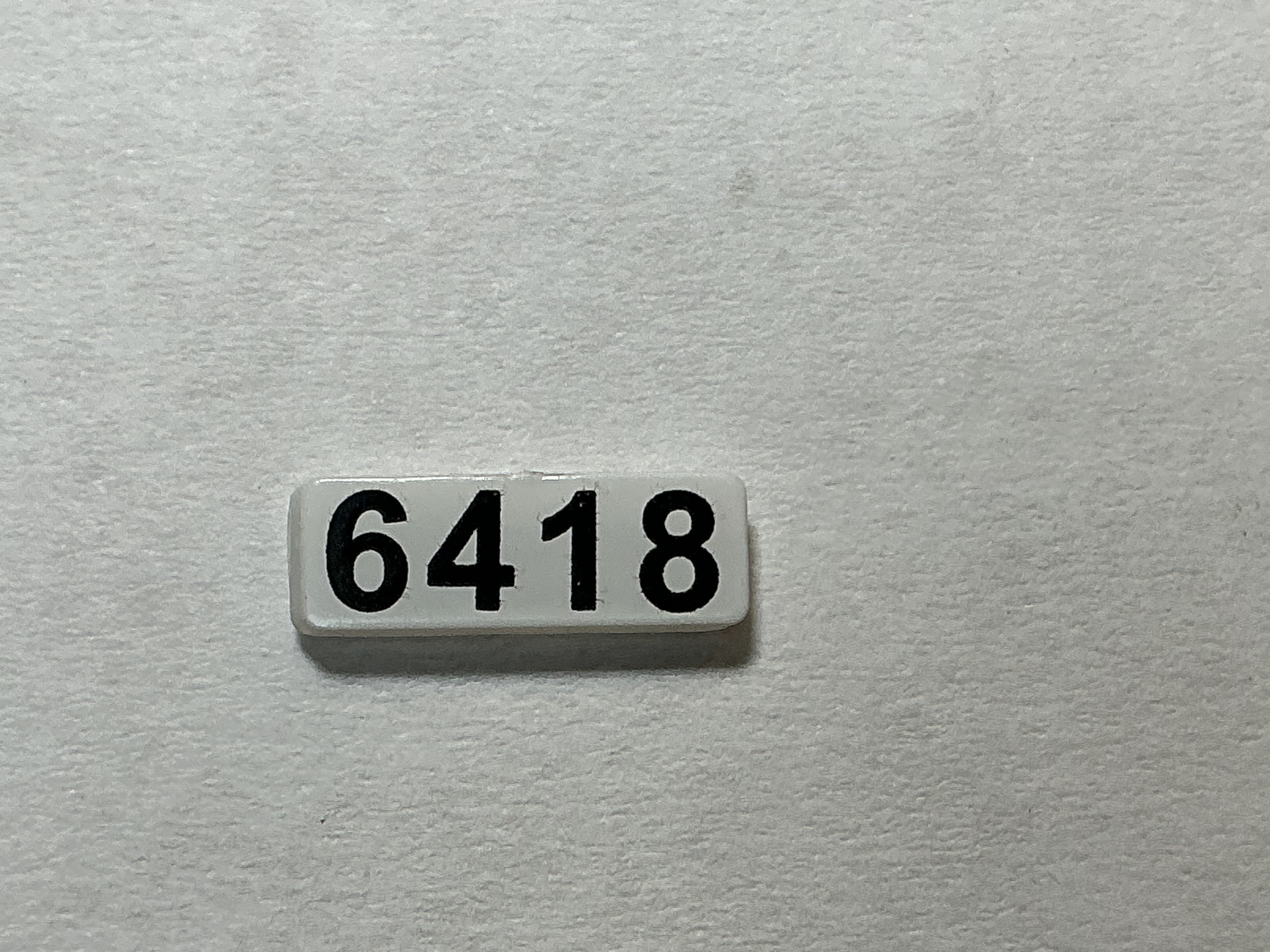 NUMBER BOARD / RH OR LH / FRONT OR REAR / #6418 / PREMIER GP-40
