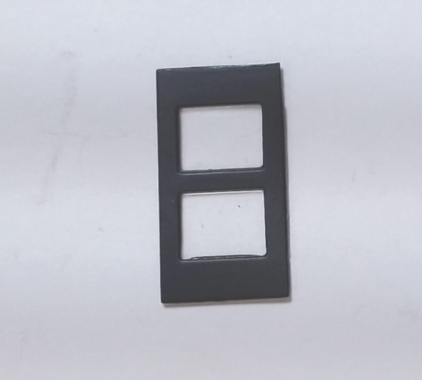 CAB WINDOW / 2-PANE / BLACK TRIM / PREMIER SANTA FE HUDSON 4-6-4