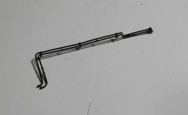 PILOT DECK PIPING / RH SIDE / PLASTIC / BLACK / HO SCALE CAB FORWARD 4-8-8-2