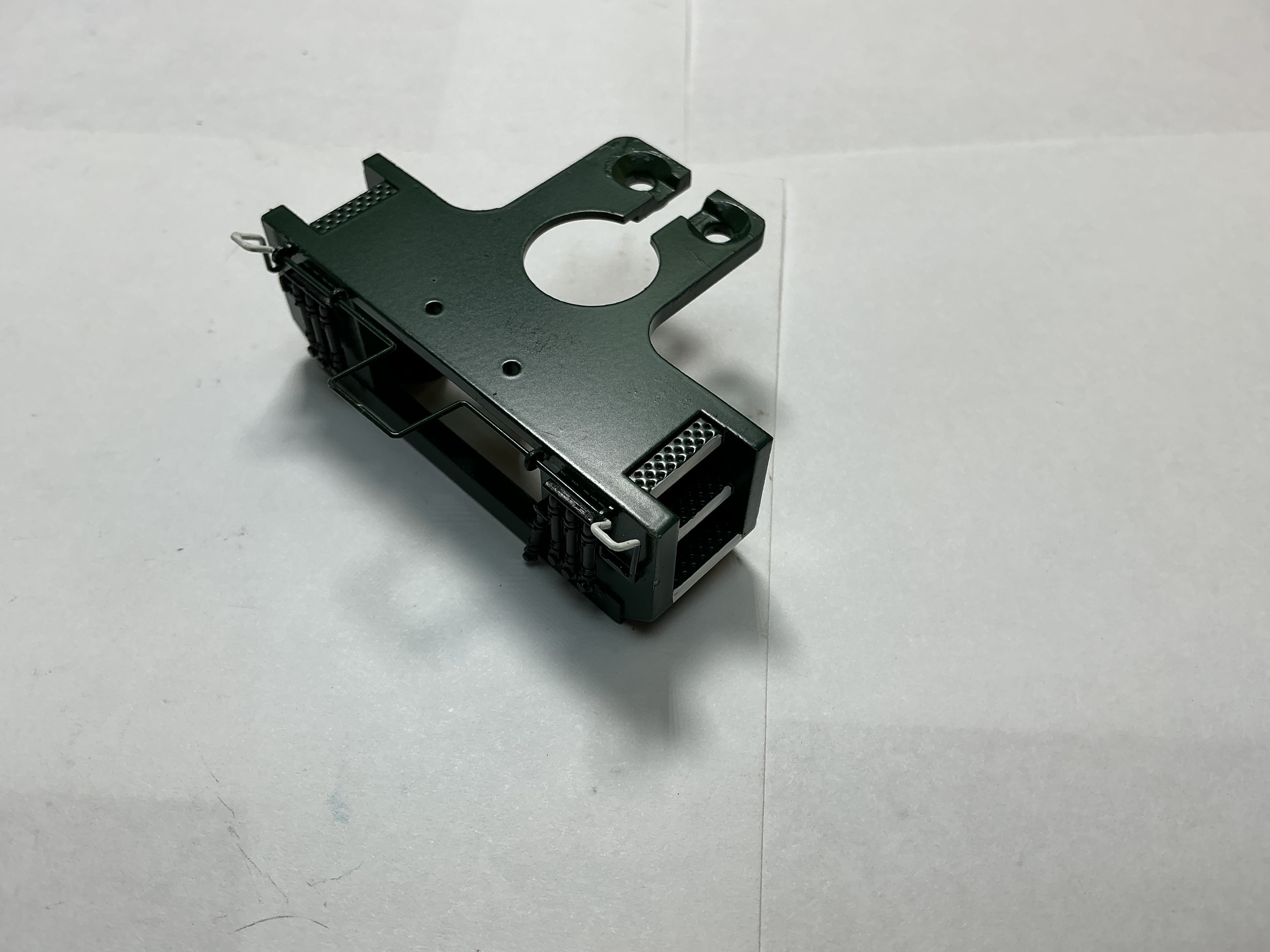 PILOT / 2 HOLE / GREEN W/WHITE STEPS / W/CUT LEVER & BRAKE HOSES / PREMIER SD70ACE 