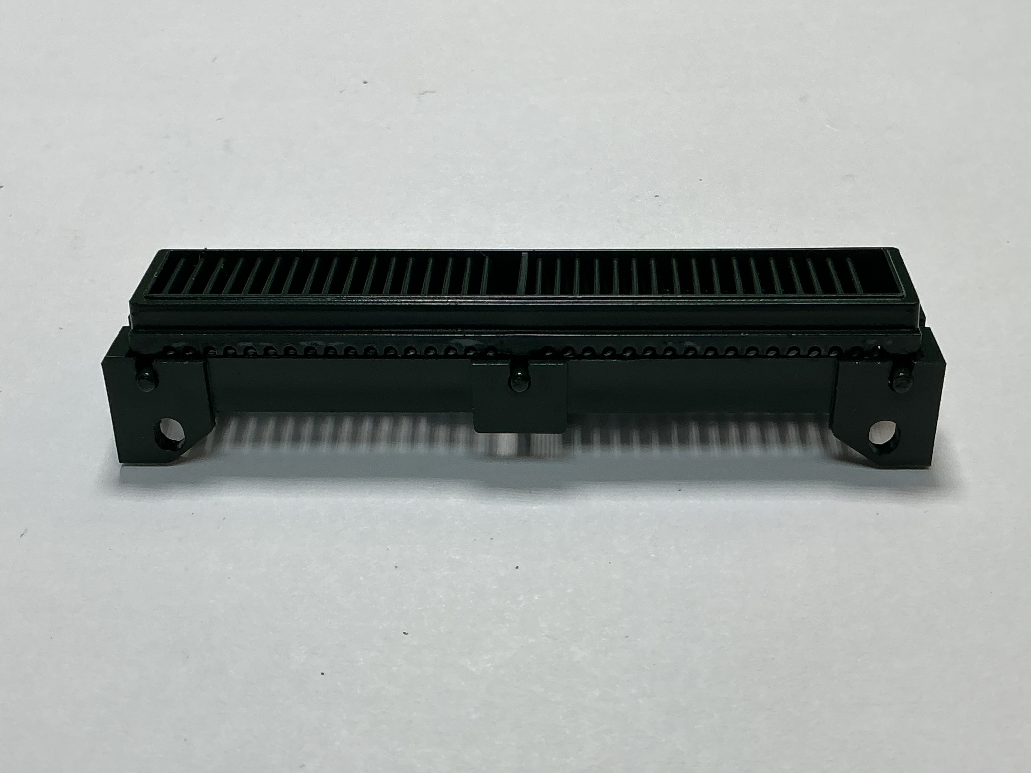 SIDE GRILLE / W/MOVABLE LOUVERS / DARK GREEN / PREMIER ALCO PA & PB